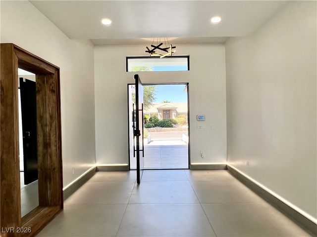 5790 Westwind Road, Las Vegas, NV 89118