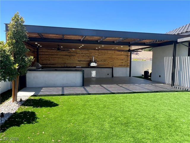 5790 Westwind Road, Las Vegas, NV 89118