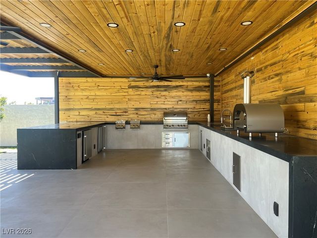 5790 Westwind Road, Las Vegas, NV 89118