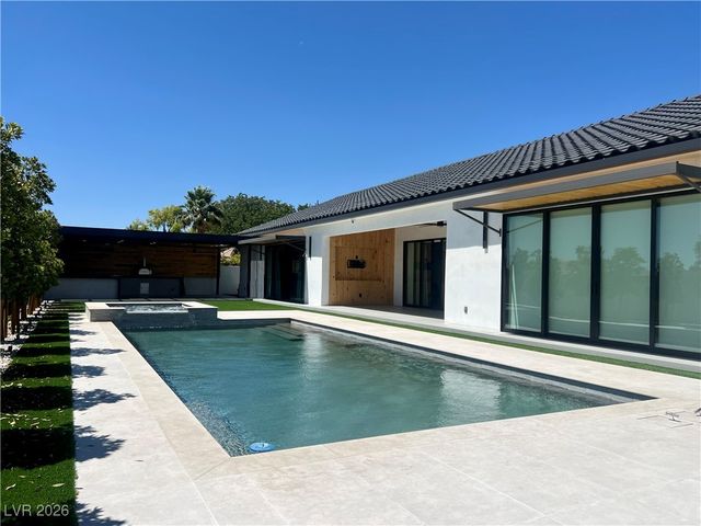 5790 Westwind Road, Las Vegas, NV 89118