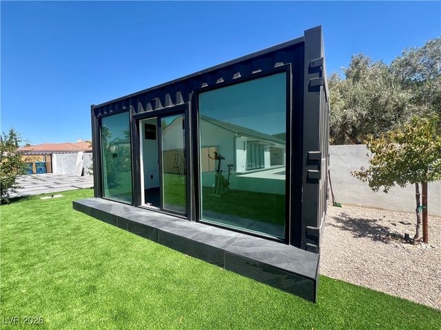 5790 Westwind Road, Las Vegas, NV 89118