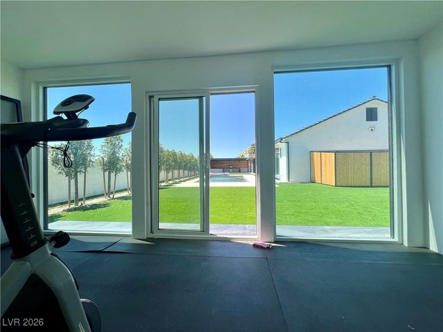 5790 Westwind Road, Las Vegas, NV 89118