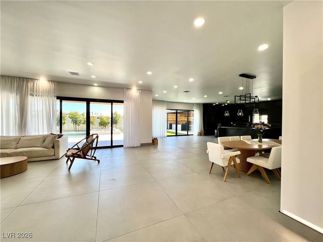 5790 Westwind Road, Las Vegas, NV 89118