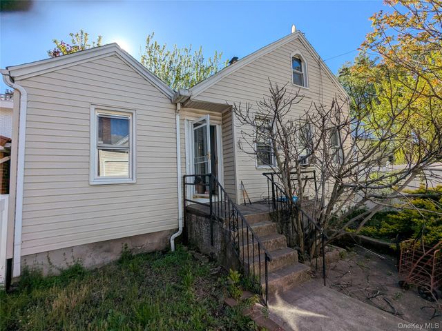 18-41 124th Street, College Point, NY 11356