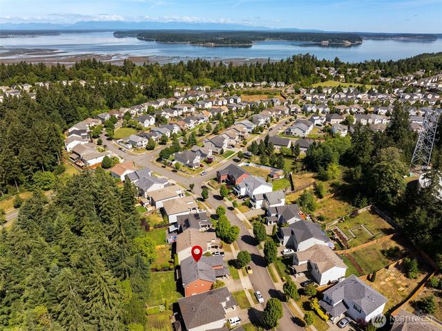 1315 Foreman St, Dupont, WA 98327