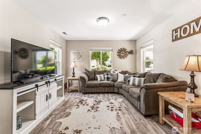 1315 Foreman St, Dupont, WA 98327