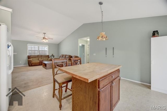 20611 London Lane, Waynesville, MO 65583