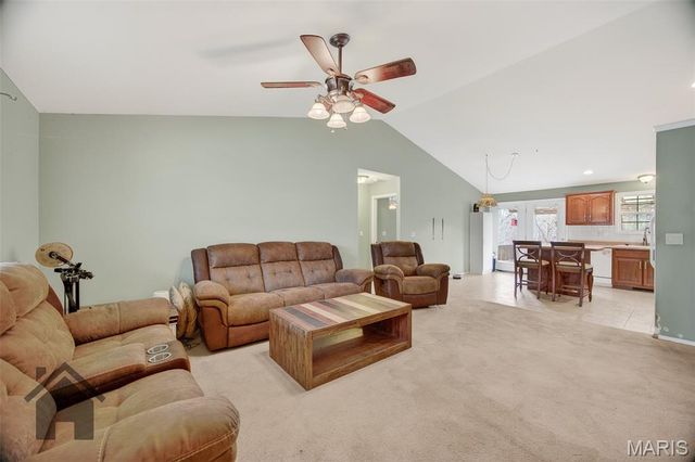 20611 London Lane, Waynesville, MO 65583