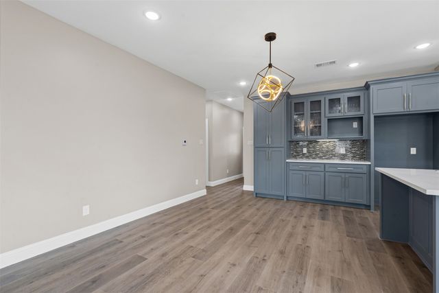 913 Pease River Drive, Granbury, TX 76048