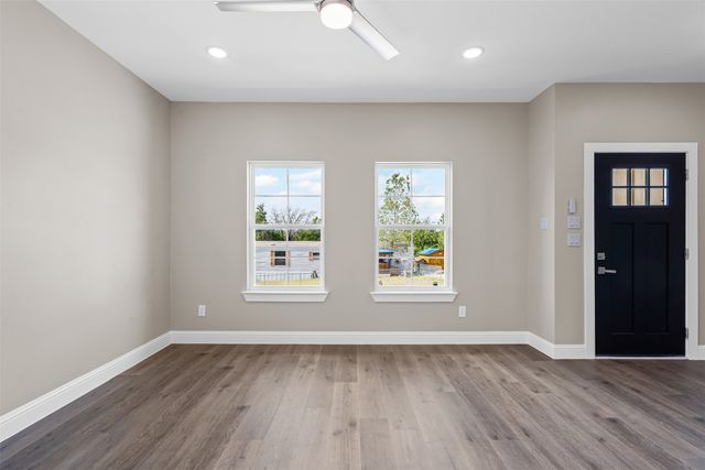 913 Pease River Drive, Granbury, TX 76048