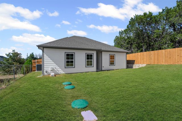 913 Pease River Drive, Granbury, TX 76048