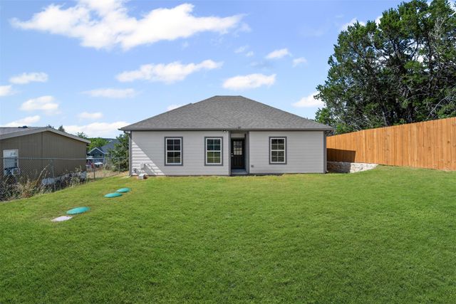 913 Pease River Drive, Granbury, TX 76048