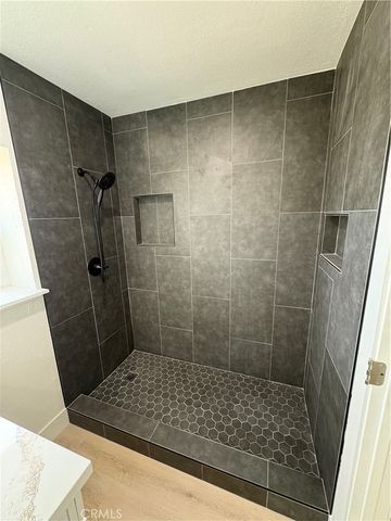 16854 Sholic St, Victorville, CA 92395