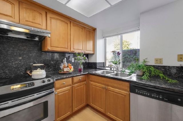 1016 Gordon Street, Milpitas, CA 95035