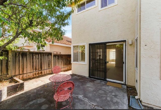 1016 Gordon Street, Milpitas, CA 95035
