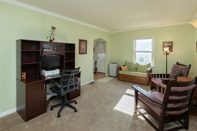 605 11th Street, West Des Moines, IA 50265