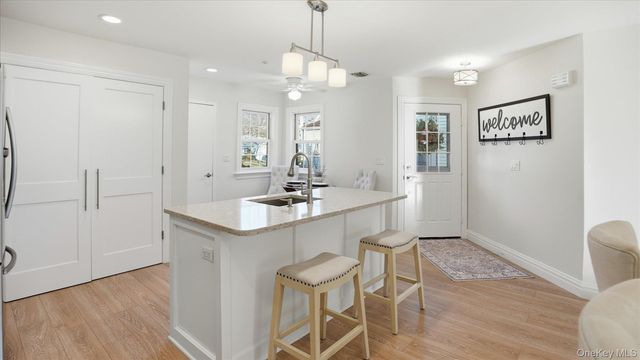 62 Knolls Drive, Stony Brook, NY 11790