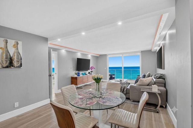 3580 S OCEAN Boulevard 4F, South Palm Beach, FL 33480