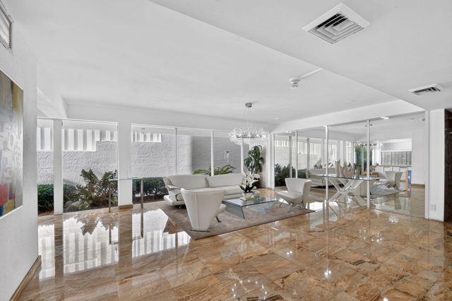 3580 S OCEAN Boulevard 4F, South Palm Beach, FL 33480