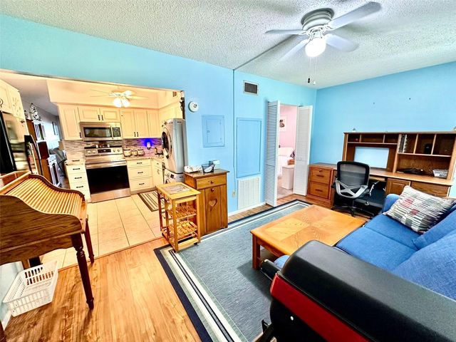 2363 ISRAELI DRIVE 11, Clearwater, FL 33763