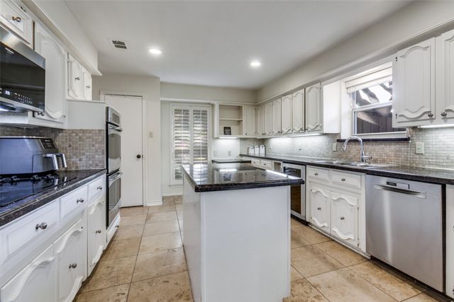 15881 Nedra Way, Dallas, TX 75248