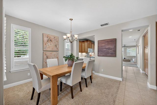 2145 Ryedale Ln, Sacramento, CA 95835