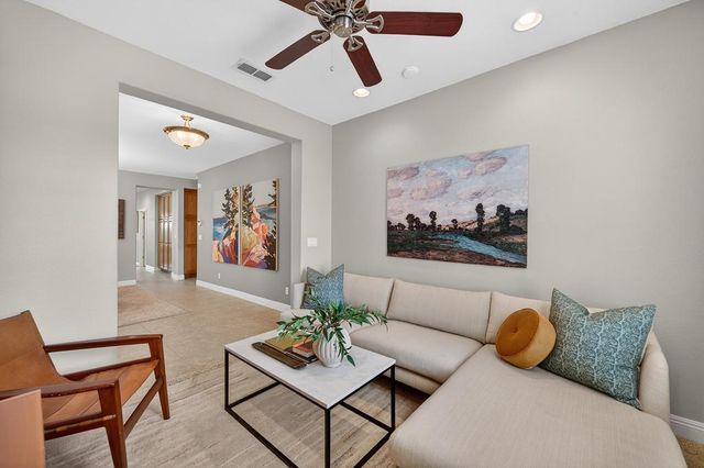 2145 Ryedale Ln, Sacramento, CA 95835