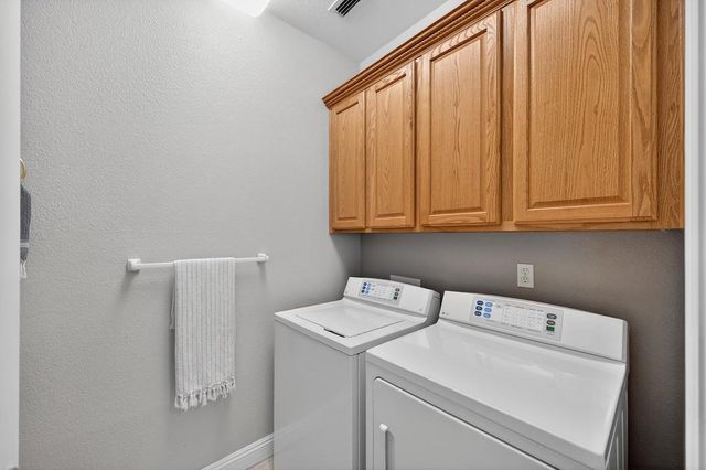 2145 Ryedale Ln, Sacramento, CA 95835