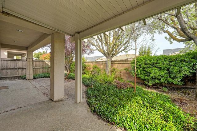 2145 Ryedale Ln, Sacramento, CA 95835