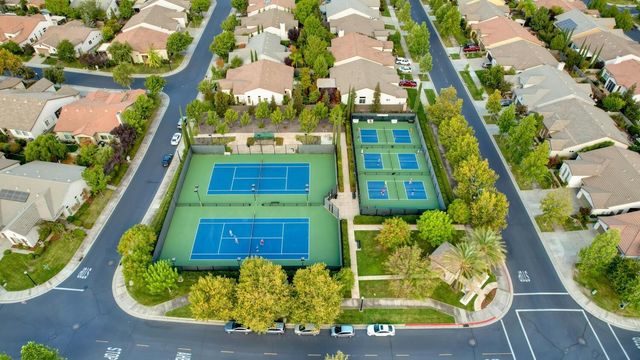 2145 Ryedale Ln, Sacramento, CA 95835