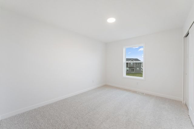 4651 Obsidian Way, Victoria, MN 55386