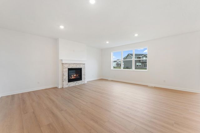 4651 Obsidian Way, Victoria, MN 55386