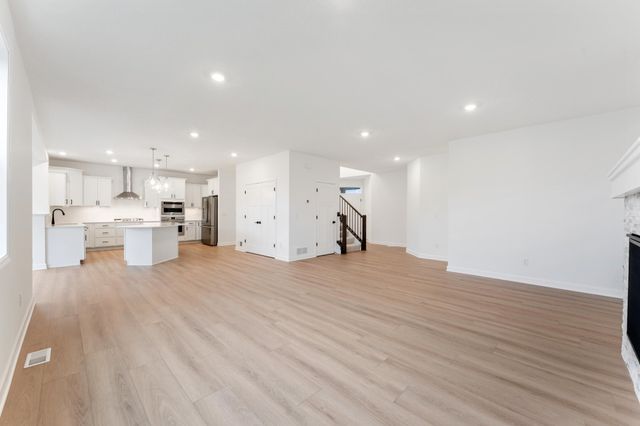 4651 Obsidian Way, Victoria, MN 55386