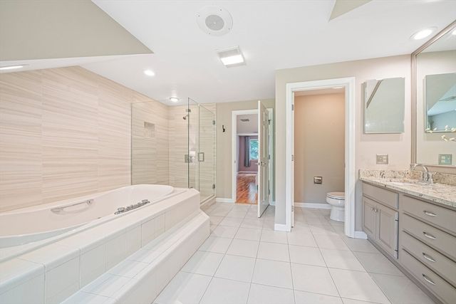 9 Powder Hill Way 9, Westborough, MA 01581