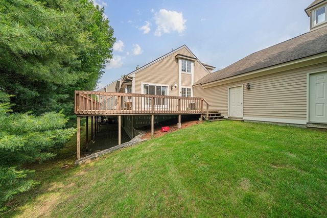 9 Powder Hill Way 9, Westborough, MA 01581