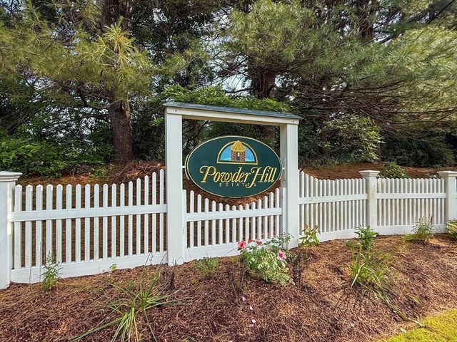 9 Powder Hill Way 9, Westborough, MA 01581