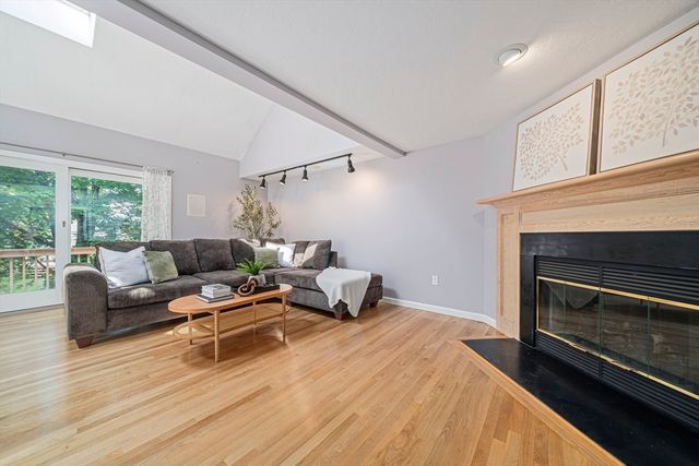 9 Powder Hill Way 9, Westborough, MA 01581