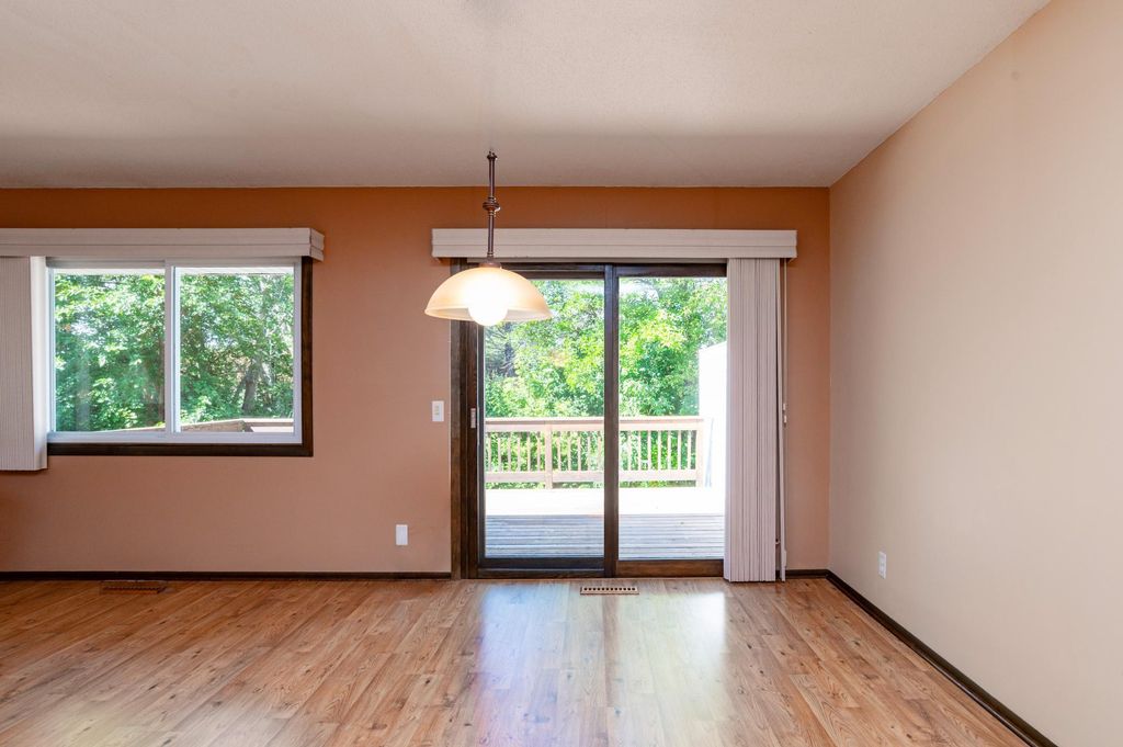 10520 Decatur Avenue S, Bloomington, MN 55438 — photo 5