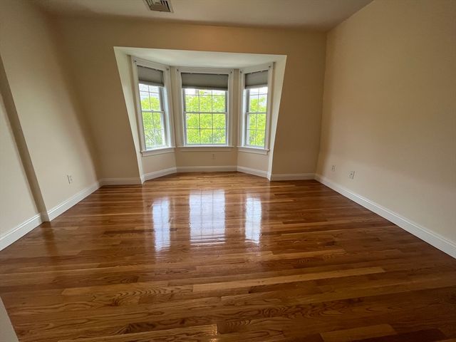16 Gates Street 3, Boston, MA 02127