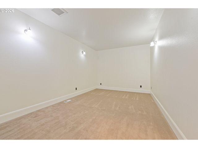 14739 Se BADGER CREEK Rd, Happy Valley, OR 97086