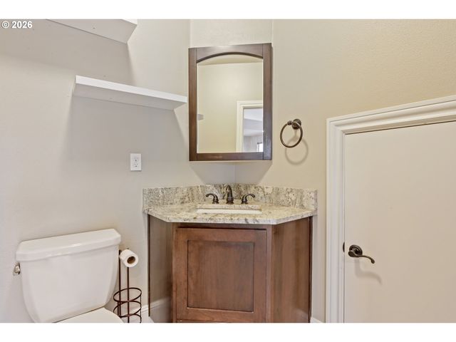 14739 Se BADGER CREEK Rd, Happy Valley, OR 97086