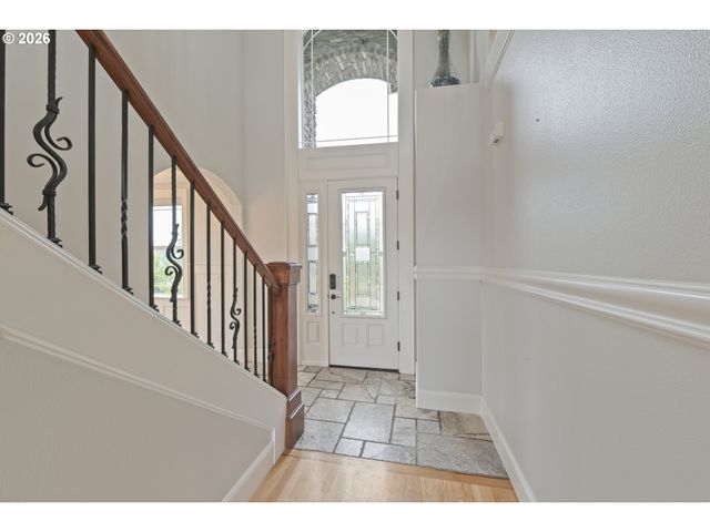 14739 Se BADGER CREEK Rd, Happy Valley, OR 97086