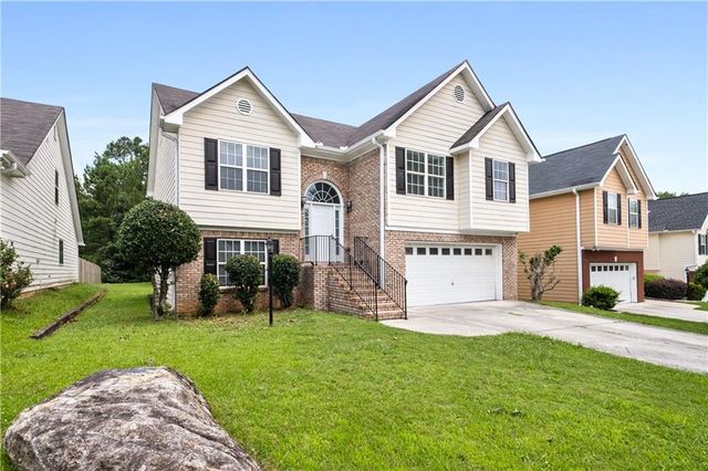 2323 Crimson Creek Lane, Snellville, GA 30078