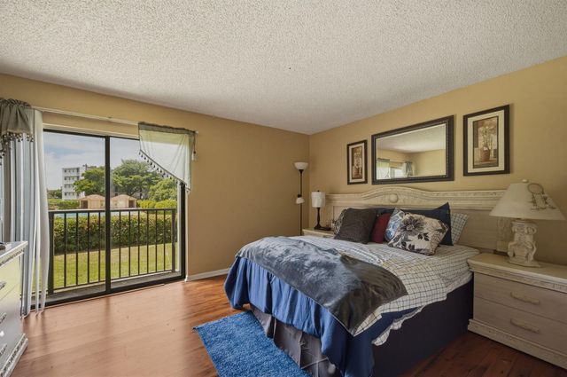 8620 N Sherman Circle 204, Miramar, FL 33025