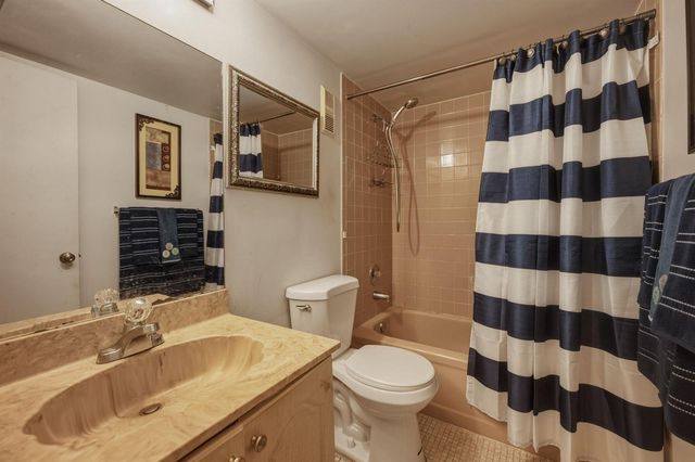 8620 N Sherman Circle 204, Miramar, FL 33025