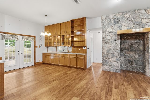 9325 Fm 1339, Martindale, TX 78655