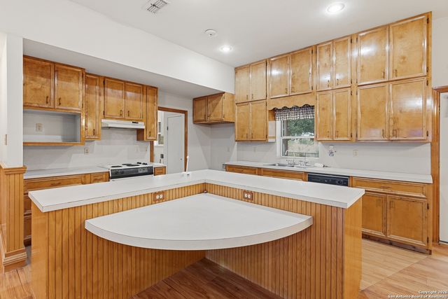 9325 Fm 1339, Martindale, TX 78655