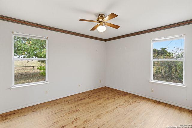 9325 Fm 1339, Martindale, TX 78655