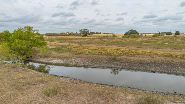 9325 Fm 1339, Martindale, TX 78655