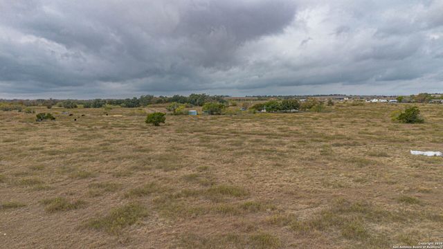 9325 Fm 1339, Martindale, TX 78655
